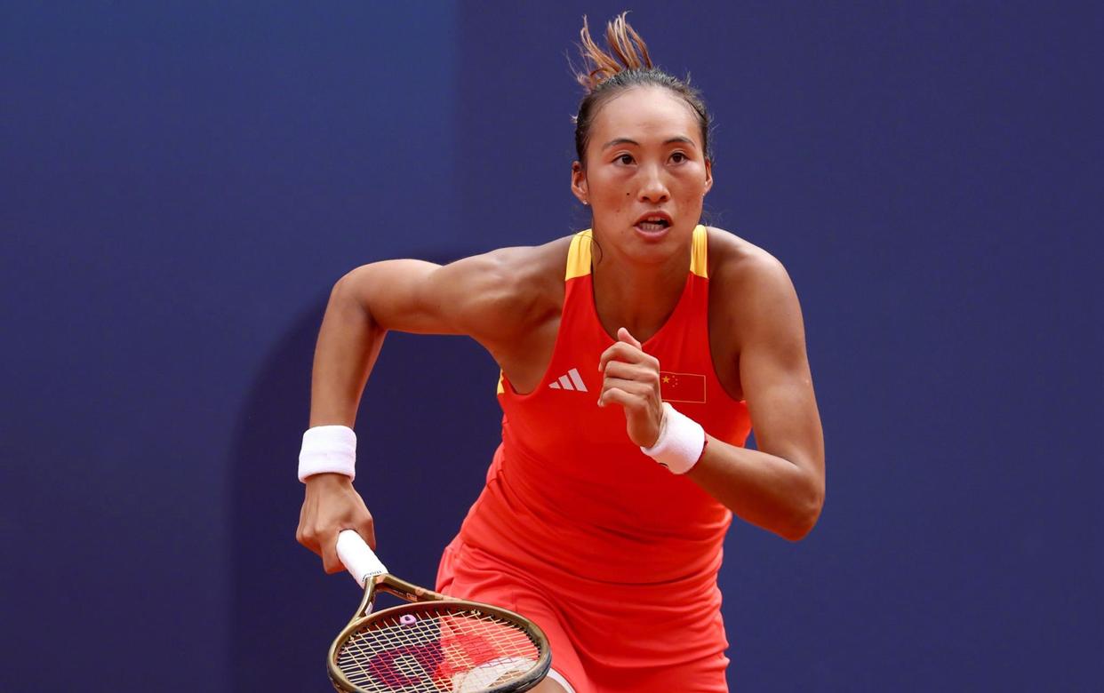 日本网球队轻取世界网球队,费德勒关键制胜的简单介绍 日本网球队轻取世界网球队,费德勒关键制胜的简单介绍