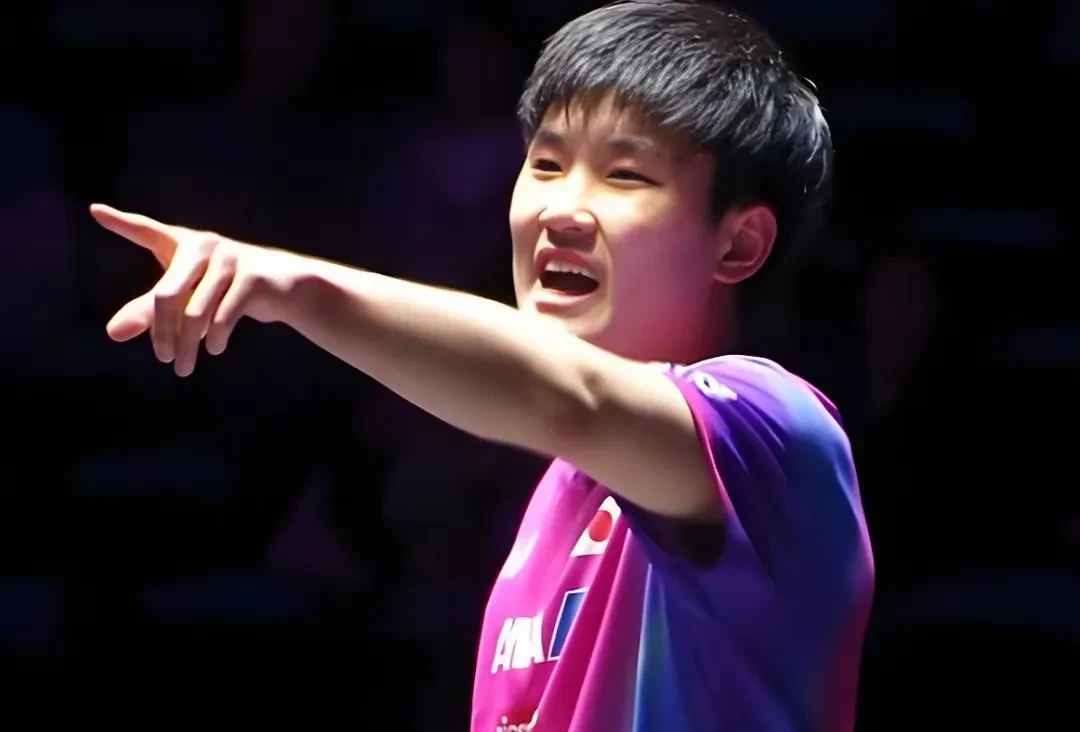 包含波兰乒乓球队血洗中国乒乓球队，张本智和完成帽子戏法的词条