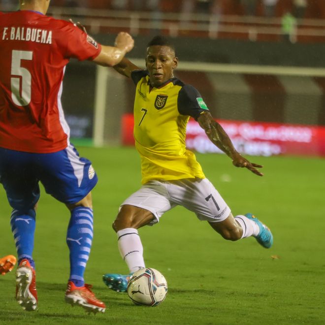 墨西哥队大比分战胜厄瓜多尔，晋级形势有所提升