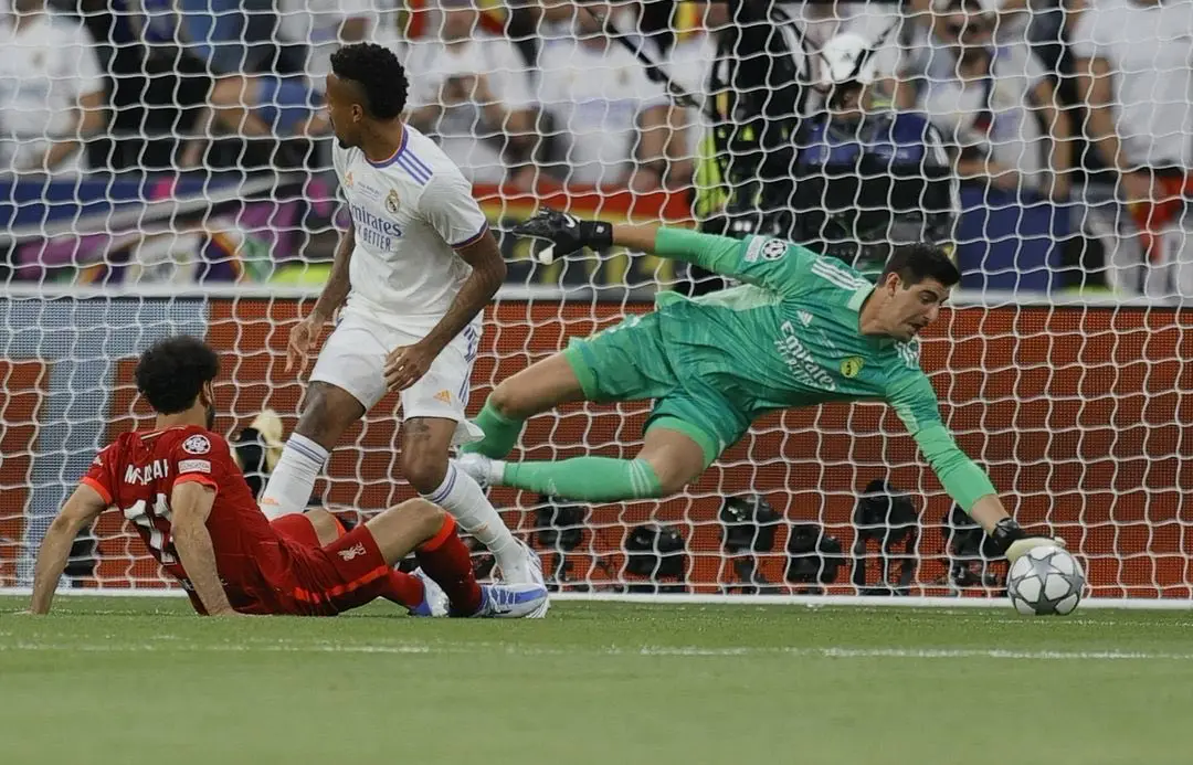 曼城逆转比利时，库尔图瓦高光表现