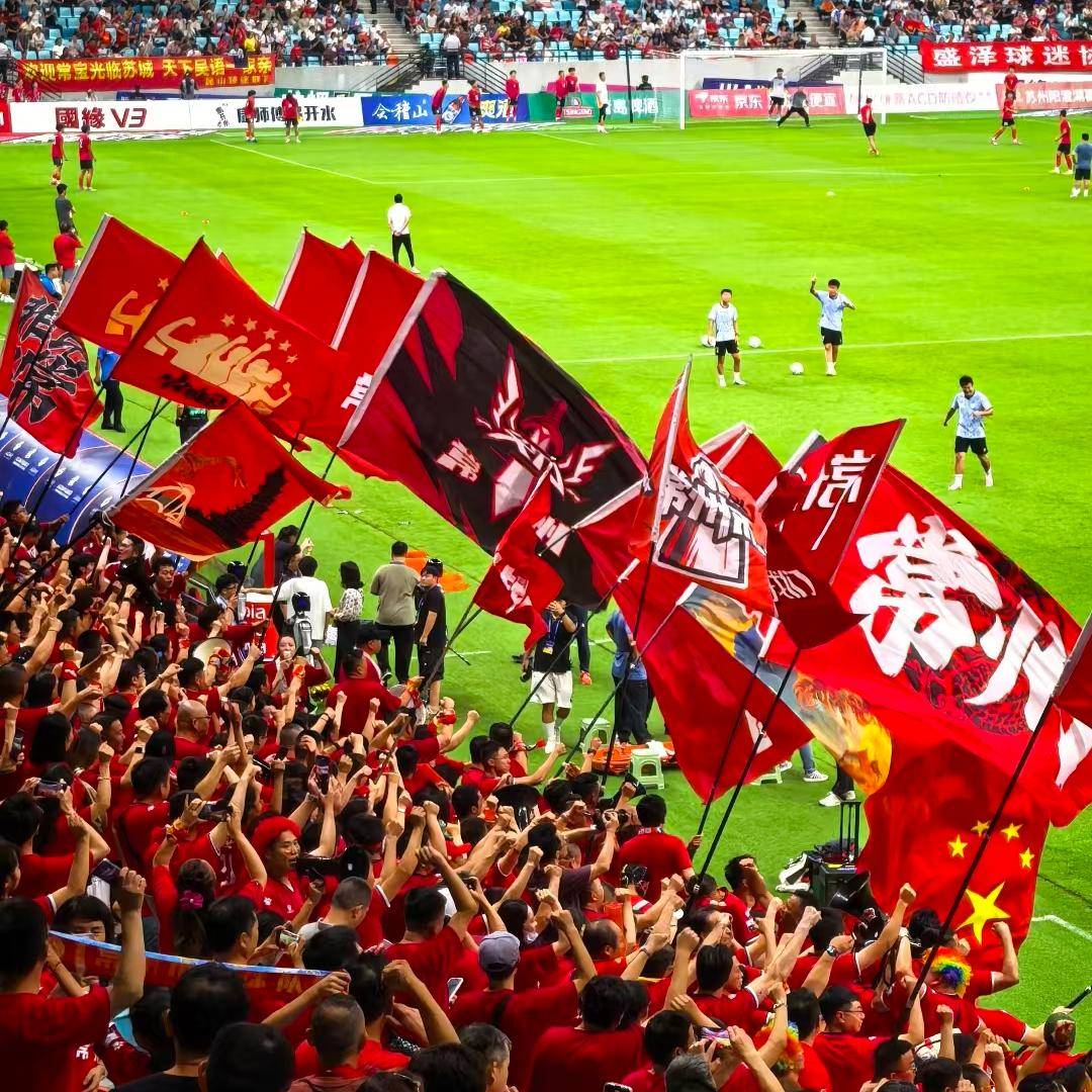 体育盛宴中各类赛事惊险连连，引人入胜