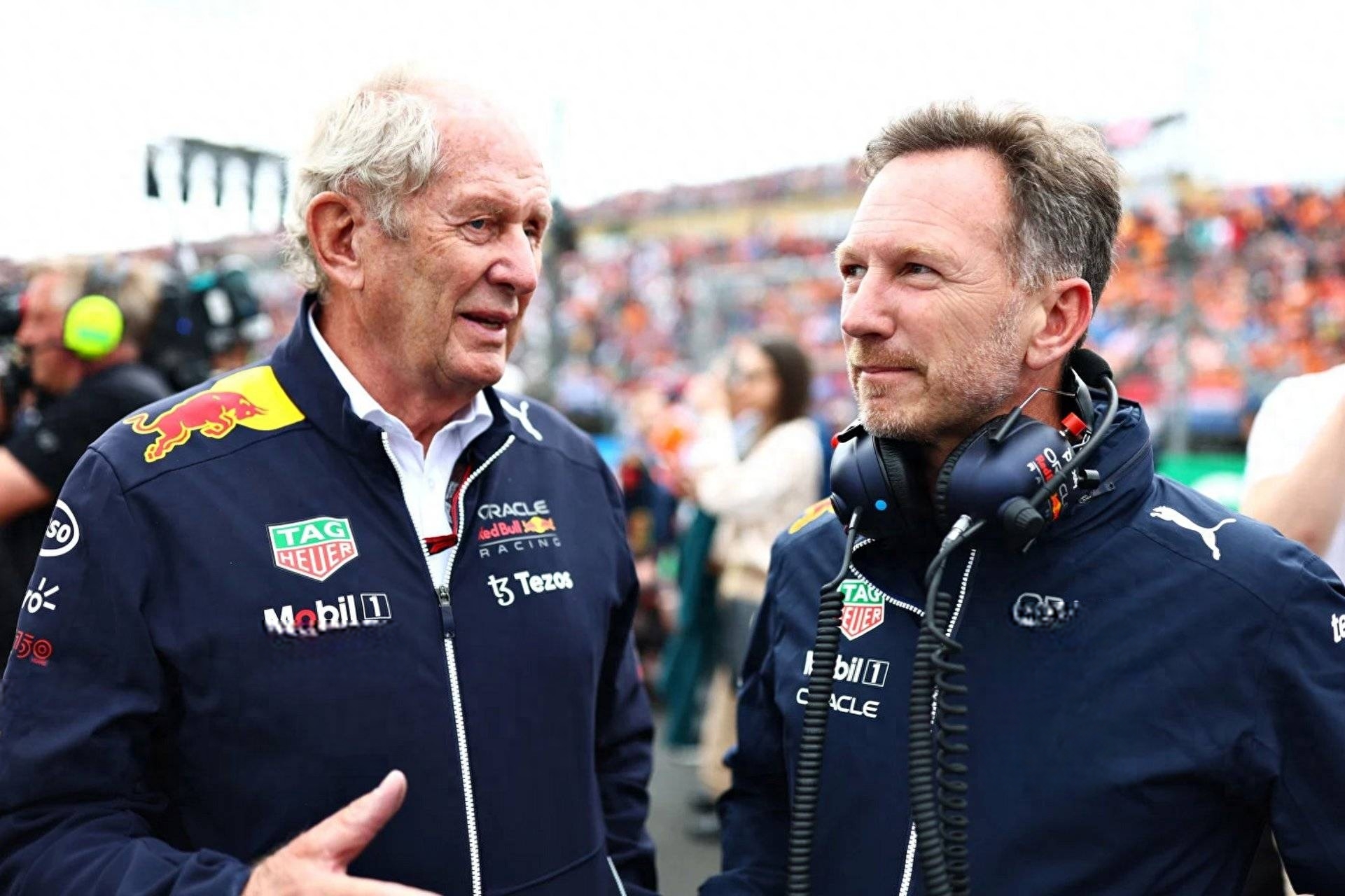 梅赛德斯轻取红牛车队，皮亚斯特里关键制胜