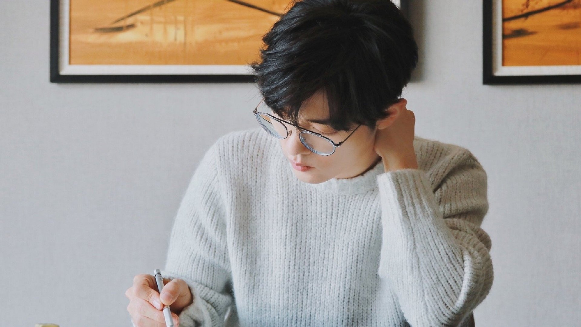 奥斯梅恩爆发，佛罗伦萨鏖战智利险胜