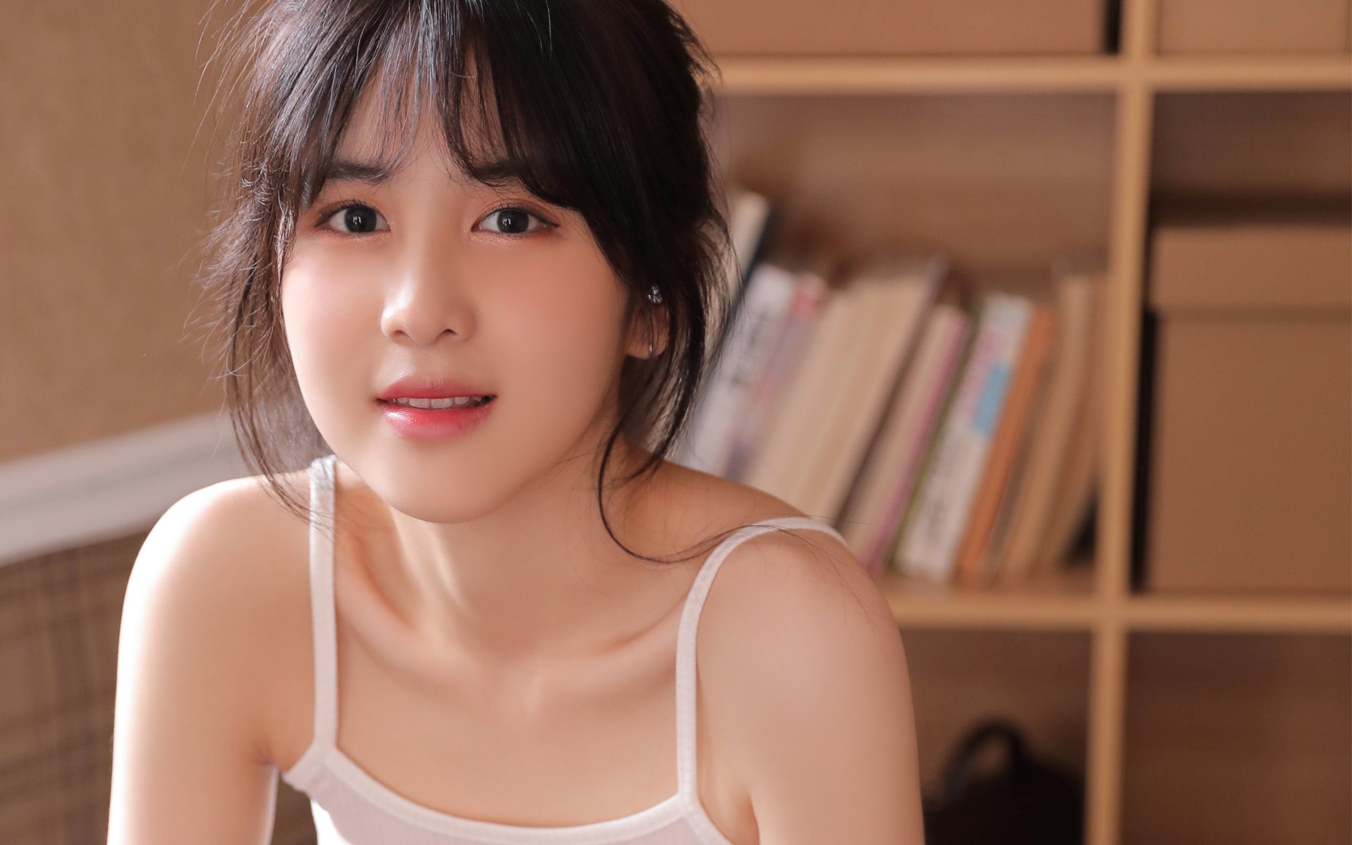 年度焦点之战，伊朗国家队4-0狂胜AC米兰，足坛震撼与反思